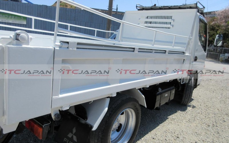 MITSUBISHI FUSO CANTER (2007)