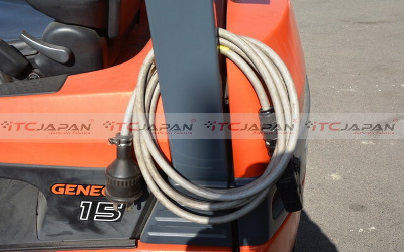 TOYOTA FORKLIFTS (2016)