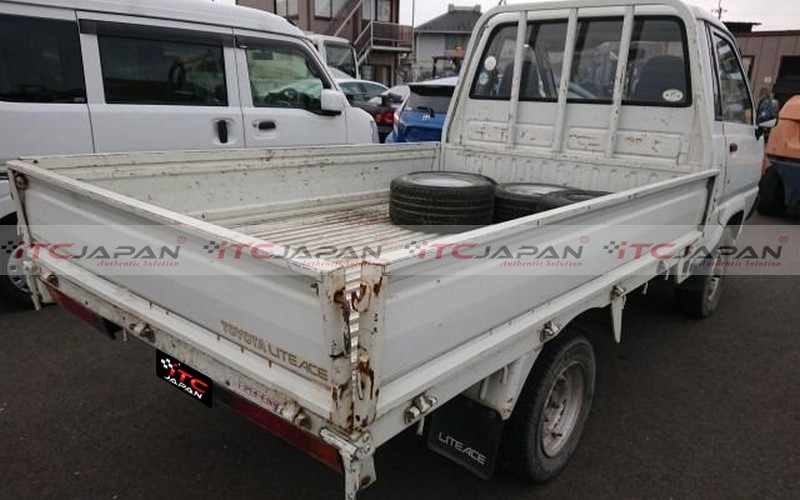 TOYOTA LITE ACE TRUCK (1991)