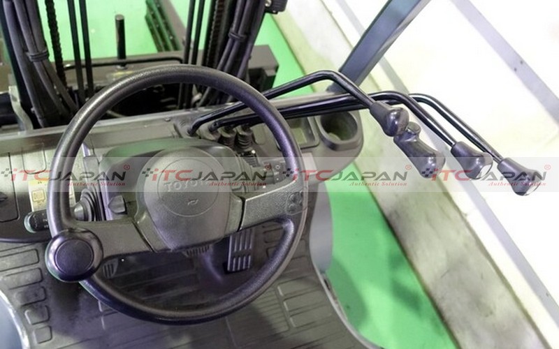 TOYOTA FORKLIFTS (2016)
