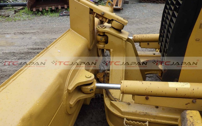 CATERPILLAR BULLDOZERS (2007)