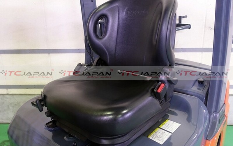 TOYOTA FORKLIFTS (2016)