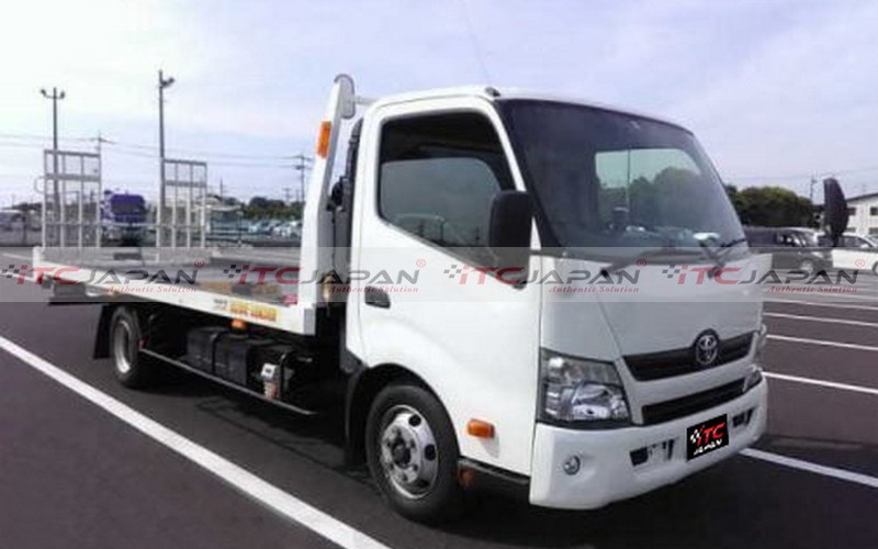 TOYOTA DYNA CAR CARRIER (2011)