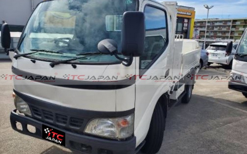 TOYOTA DYNA (2006)