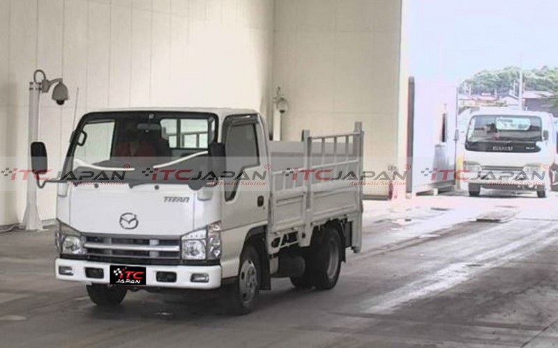 MAZDA TITAN (2008)