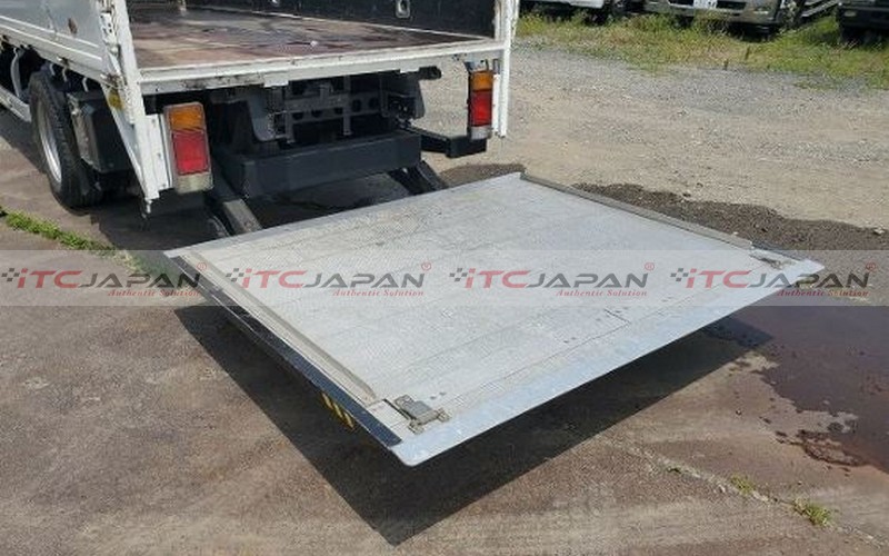 MAZDA TITAN (2007)