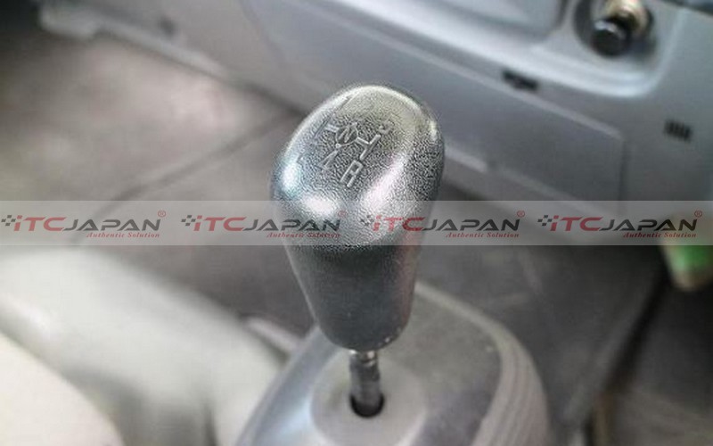 MAZDA TITAN (2012)