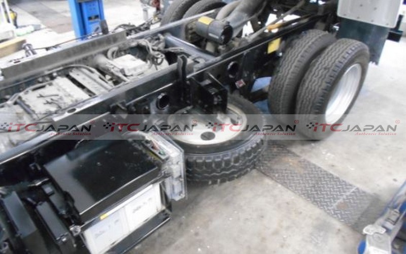 MITSUBISHI CANTER (2014)