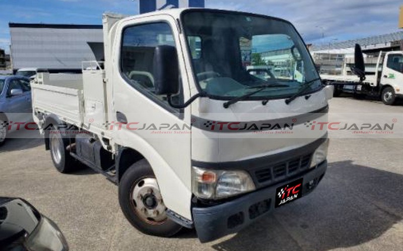 TOYOTA DYNA (2006)