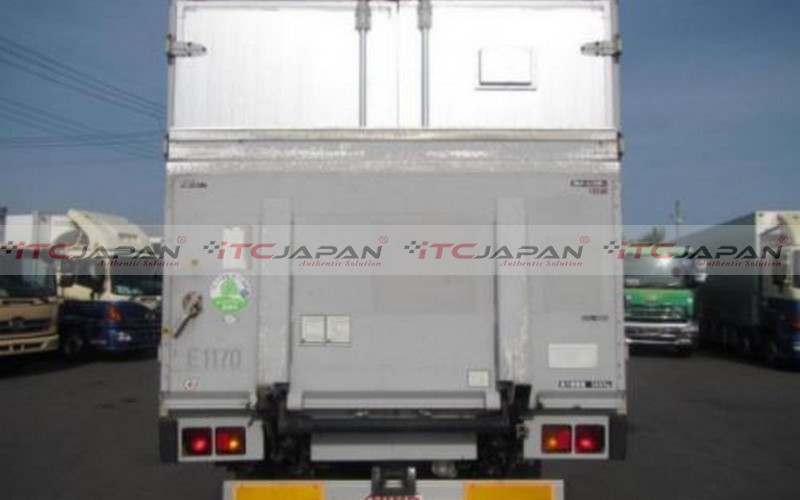 HINO RANGER (2004)