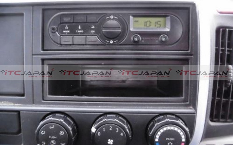 MITSUBISHI CANTER (2016)