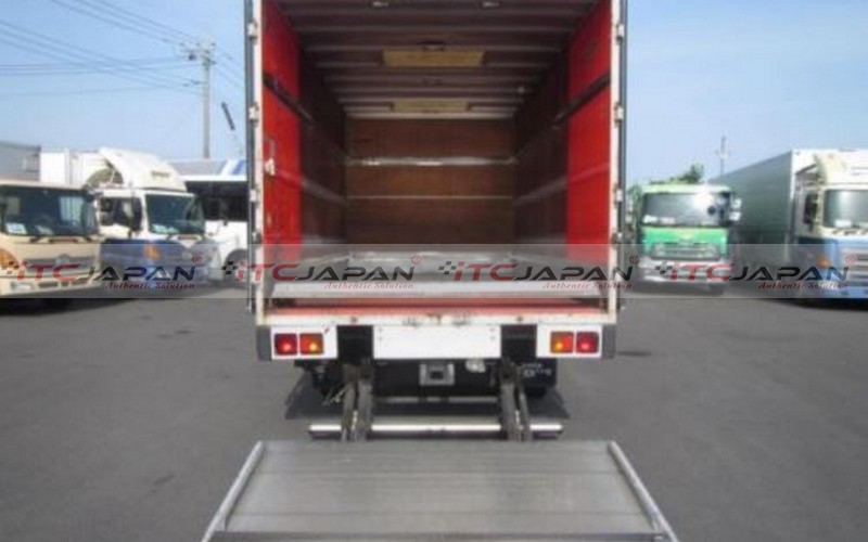 HINO RANGER (2004)