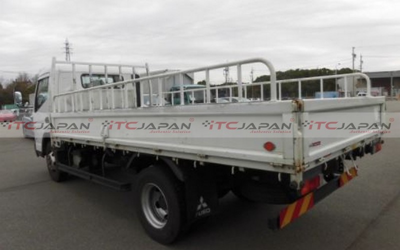 MITSUBISHI CANTER (2016)
