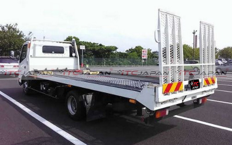 TOYOTA DYNA CAR CARRIER (2011)