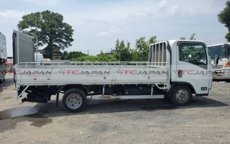 MAZDA TITAN (2007)