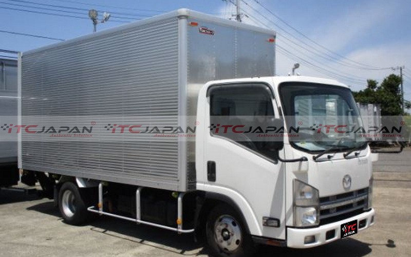 MAZDA TITAN (2010)