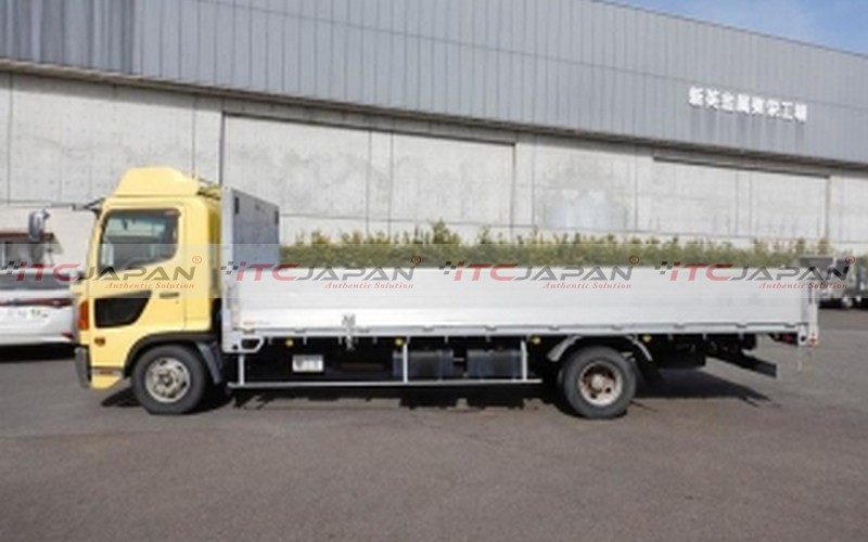 HINO RANGER (2004)