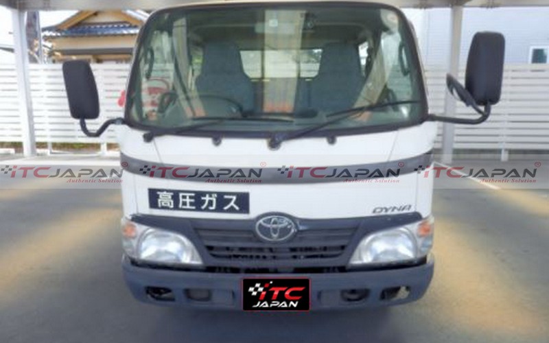 TOYOTA DYNA DOUBLE CABIN (2008)