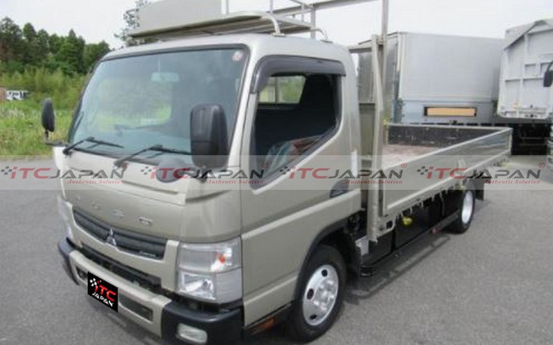 MITSUBISHI CANTER (2013)