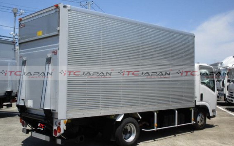 MAZDA TITAN (2010)