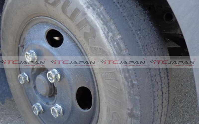 MAZDA TITAN -LOW MILEAGE (2004)