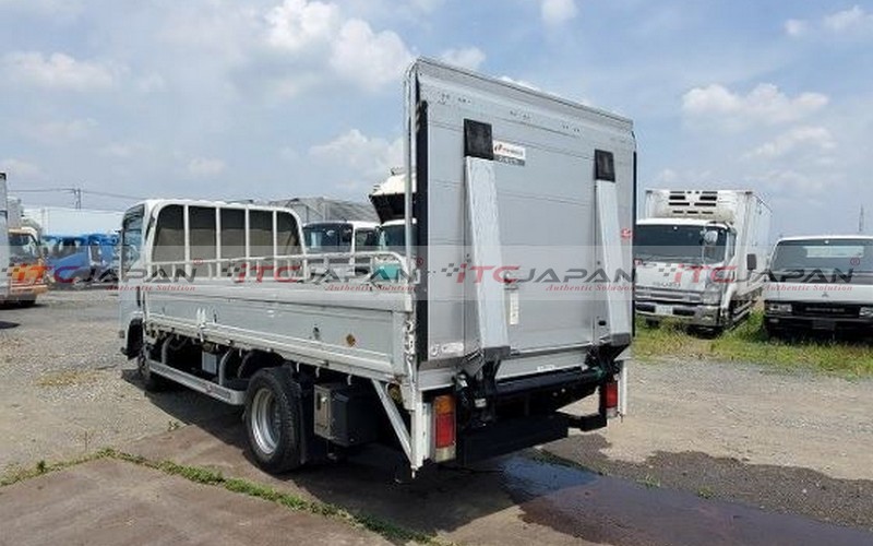 MAZDA TITAN (2007)