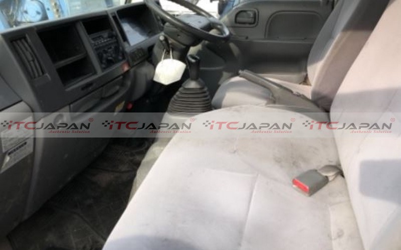 MAZDA TITAN (2008)