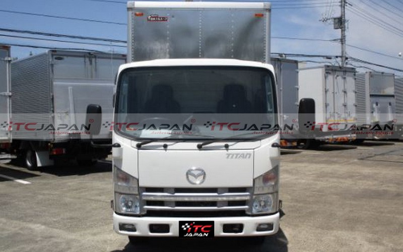 MAZDA TITAN (2010)