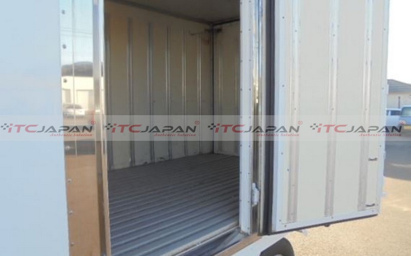 MAZDA TITAN REFRIGERATOR (2010)
