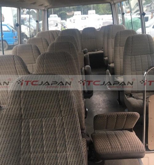 TOYOTA COASTER (1997)