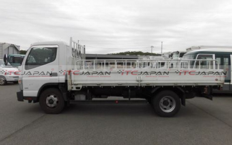 MITSUBISHI CANTER (2016)