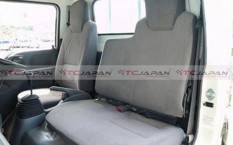 MAZDA TITAN (2012)