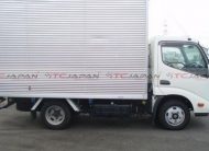 TOYOTA DYNA (2014)