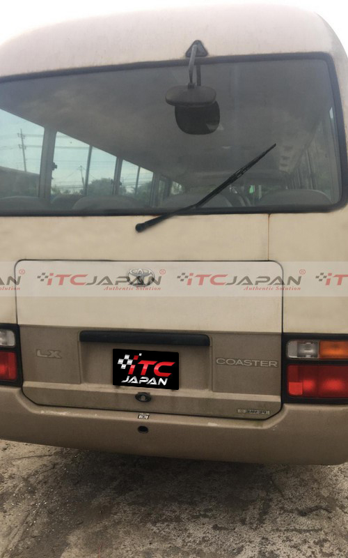 TOYOTA COASTER (1997)