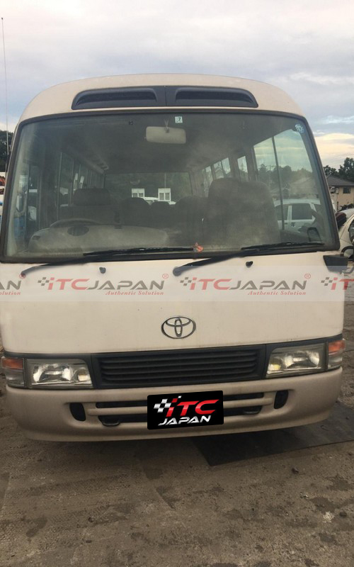 TOYOTA COASTER (1997)