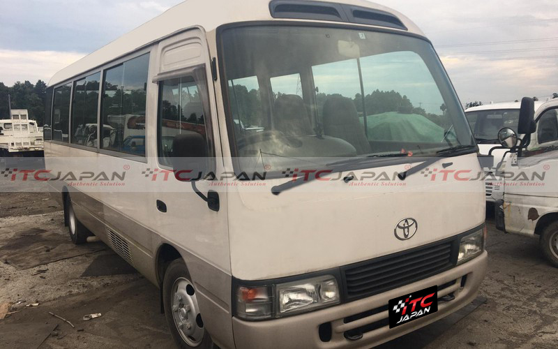 TOYOTA COASTER (1997)