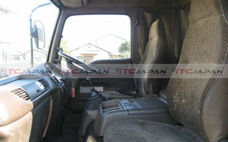 ISUZU FORWARD (1995)