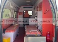 TOYOTA HIACE COMMUTER (2005)