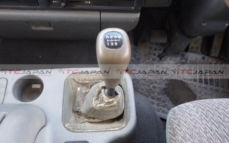 MITSUBISHI FUSO (1997)