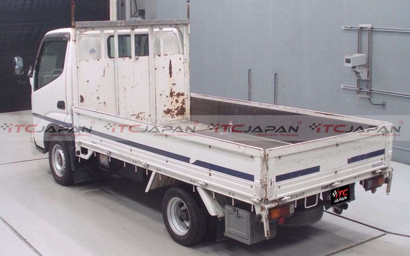 TOYOTA DYNA (2005)