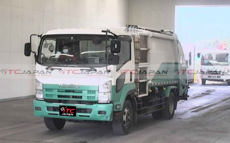 ISUZU FORWARD (2008)