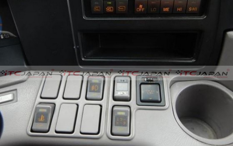 HINO SEREGA (1998)