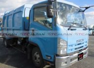 ISUZU FORWARD PACKER TRUCK (2009)