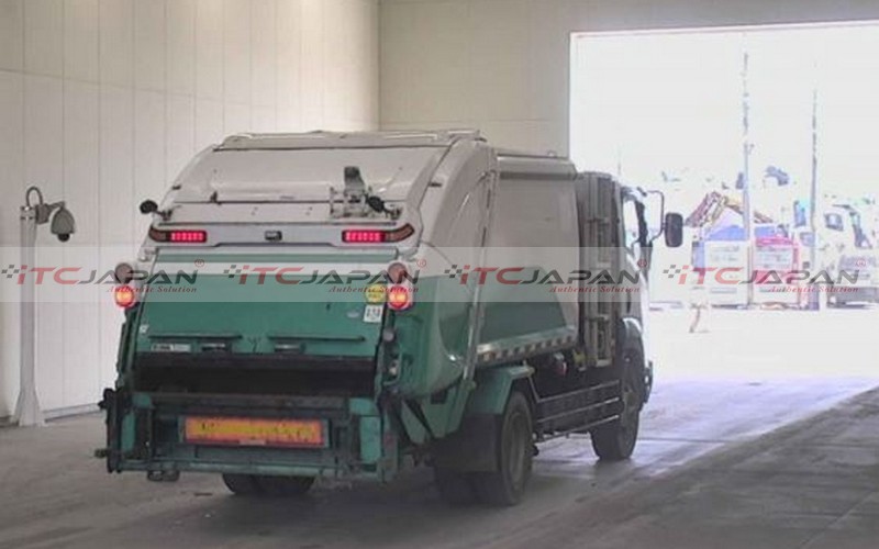 ISUZU FORWARD (2008)