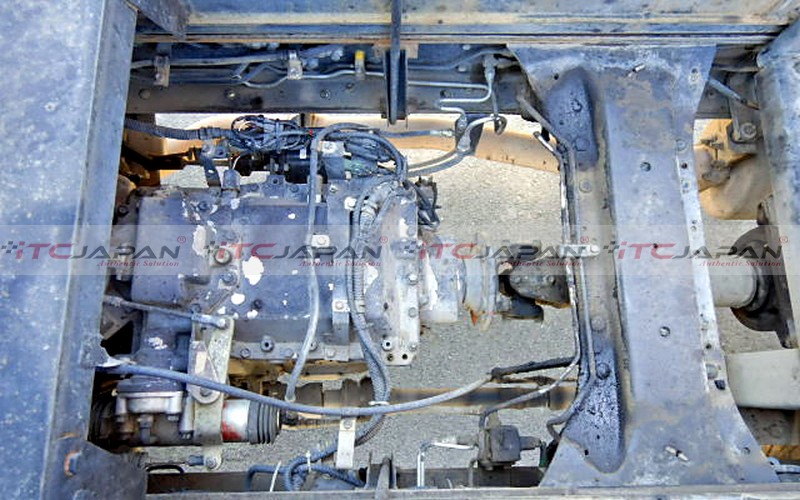 ISUZU FORWARD (2006)
