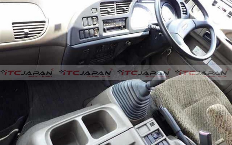 ISUZU FORWARD (1994)