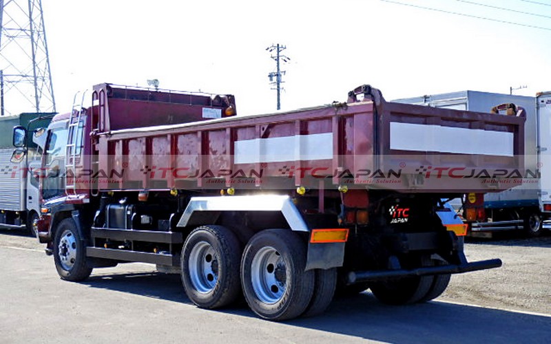 ISUZU FORWARD (2006)