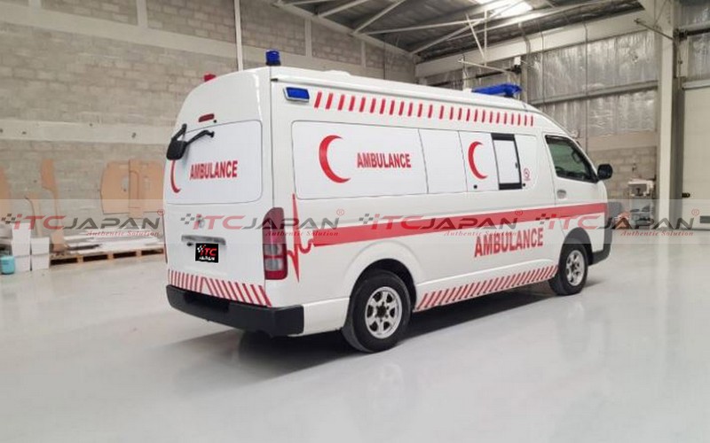 TOYOTA HIACE AMBULANCE (2016)