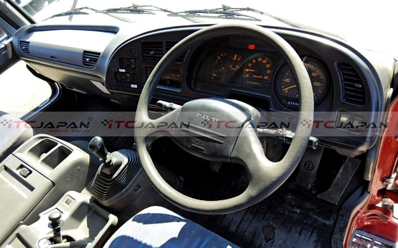 ISUZU FORWARD (2006)