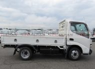HINO DUTRO (2003)
